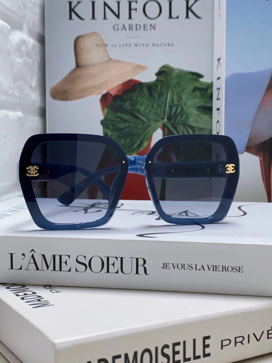 C*hanel Glasses Top XX 20250402- Tailored 16893