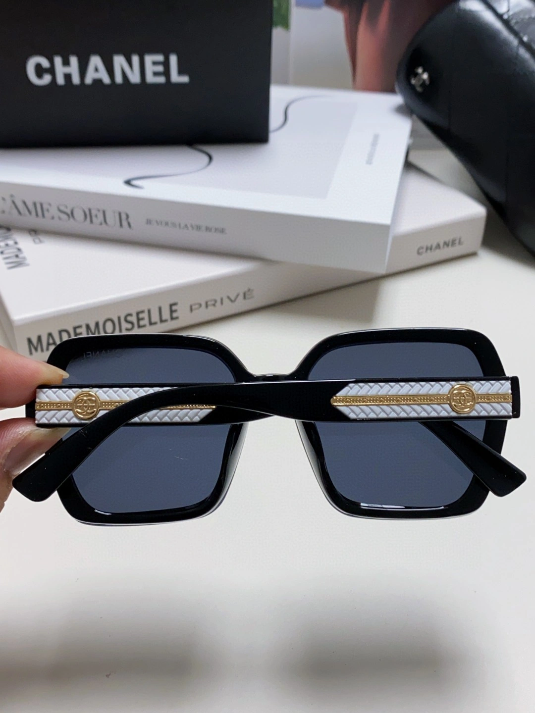 C*hanel Glasses Top XX 20250402- Tailored 16893