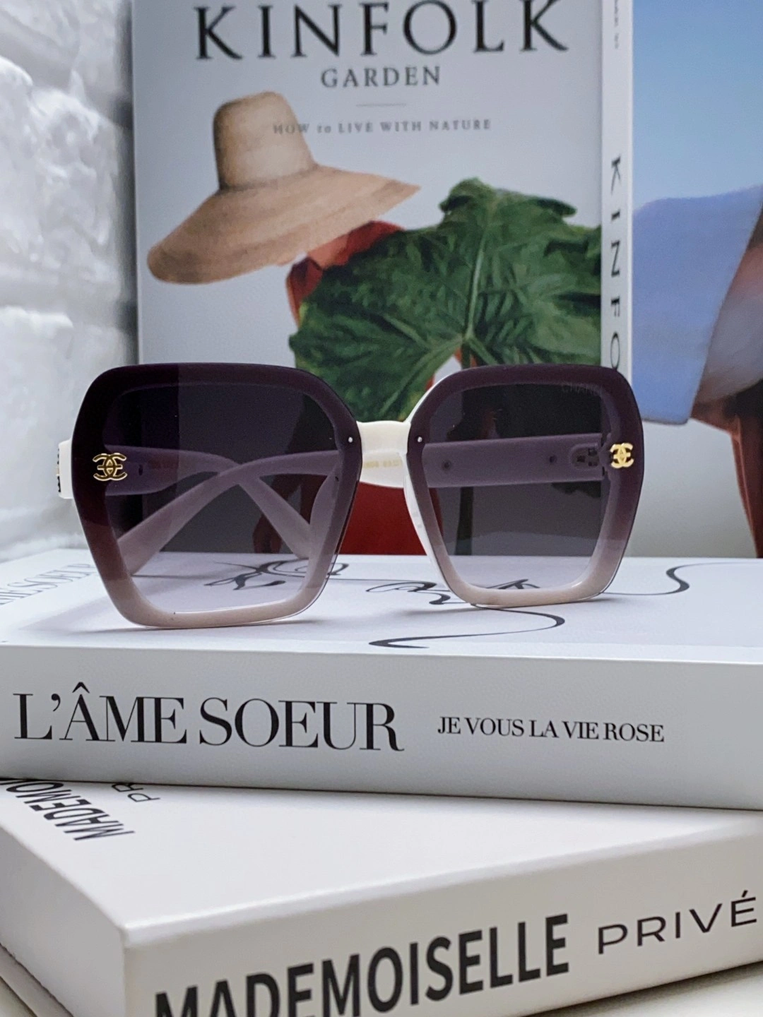 C*hanel Glasses Top XX 20250402- Tailored 16893
