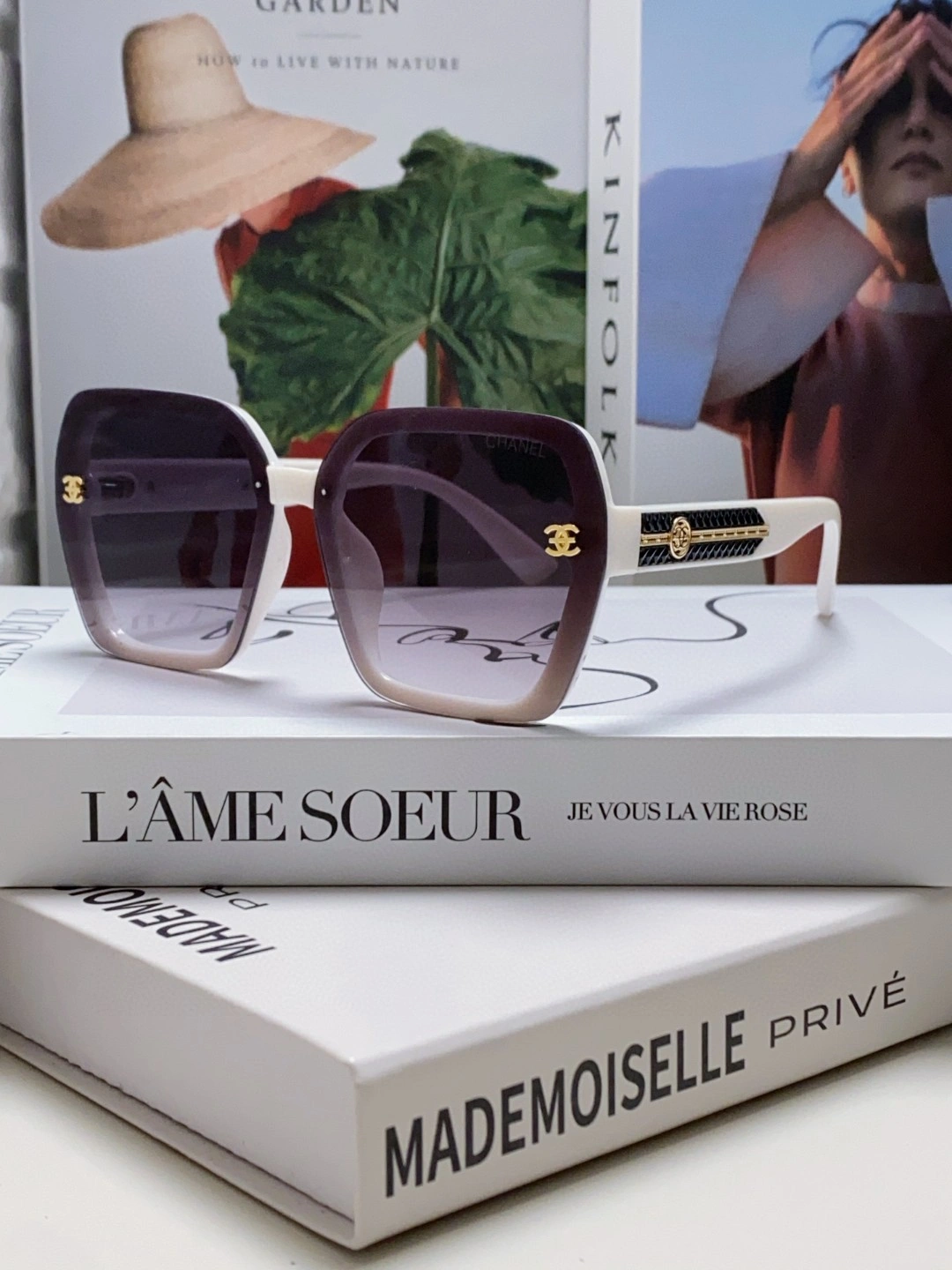C*hanel Glasses Top XX 20250402- Tailored 16893
