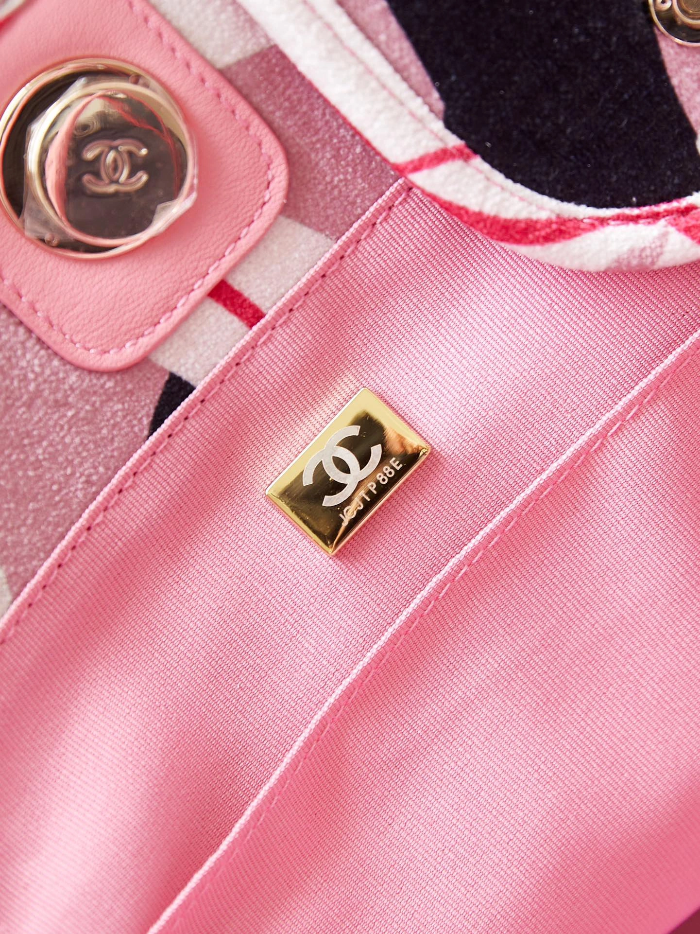 C*hanel Handbag Top Quality HT 20231011-11 38CM QuickDry 8933
