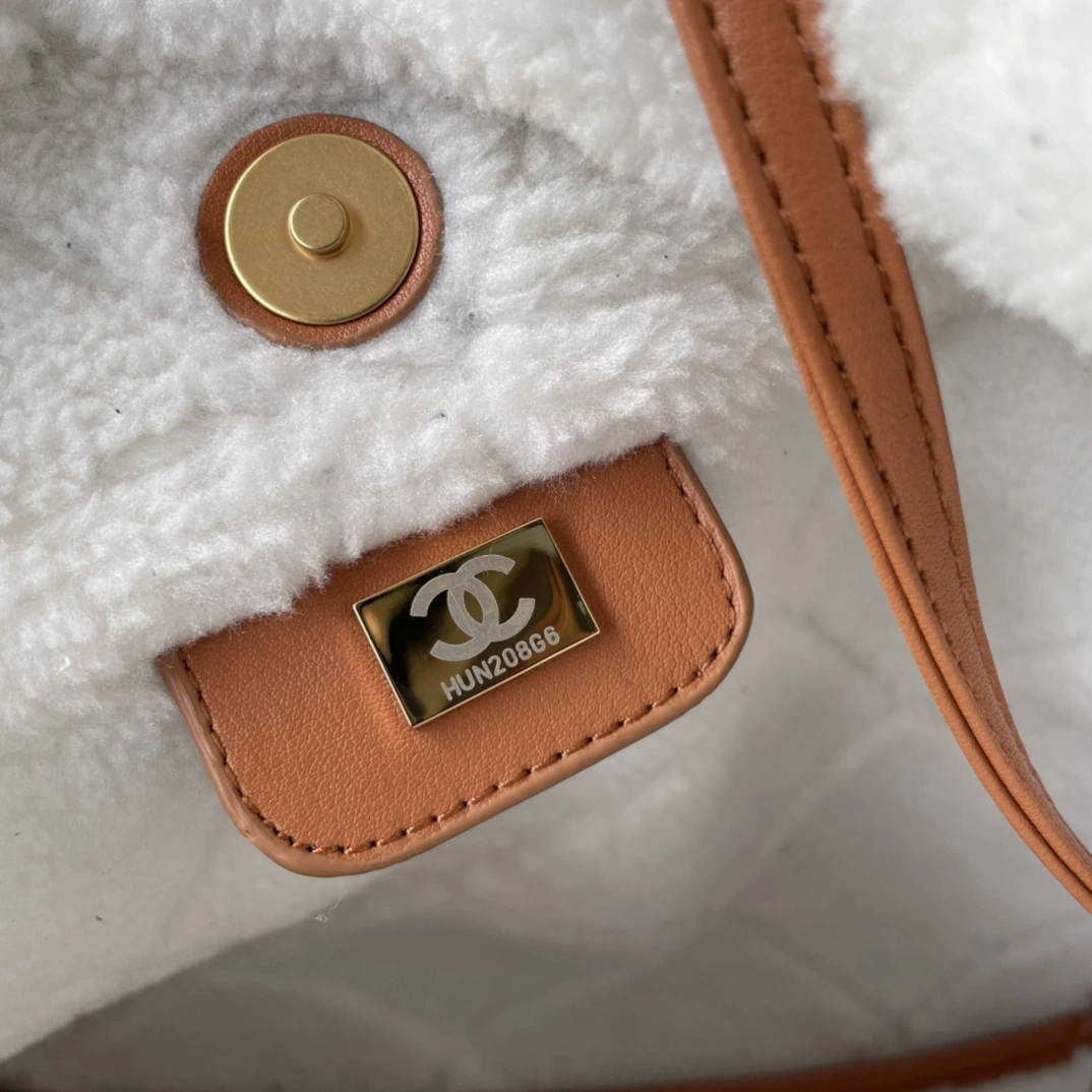 Affordable C*hanel Handbag Top Quality HT 20231011-16 34CM 8928