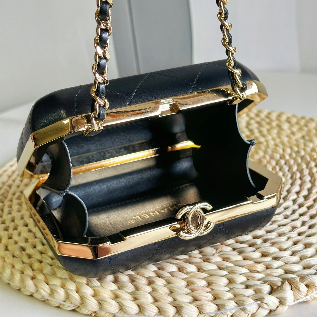 C*hanel Handbag Top Quality HT 20231011- Seasonal 8907