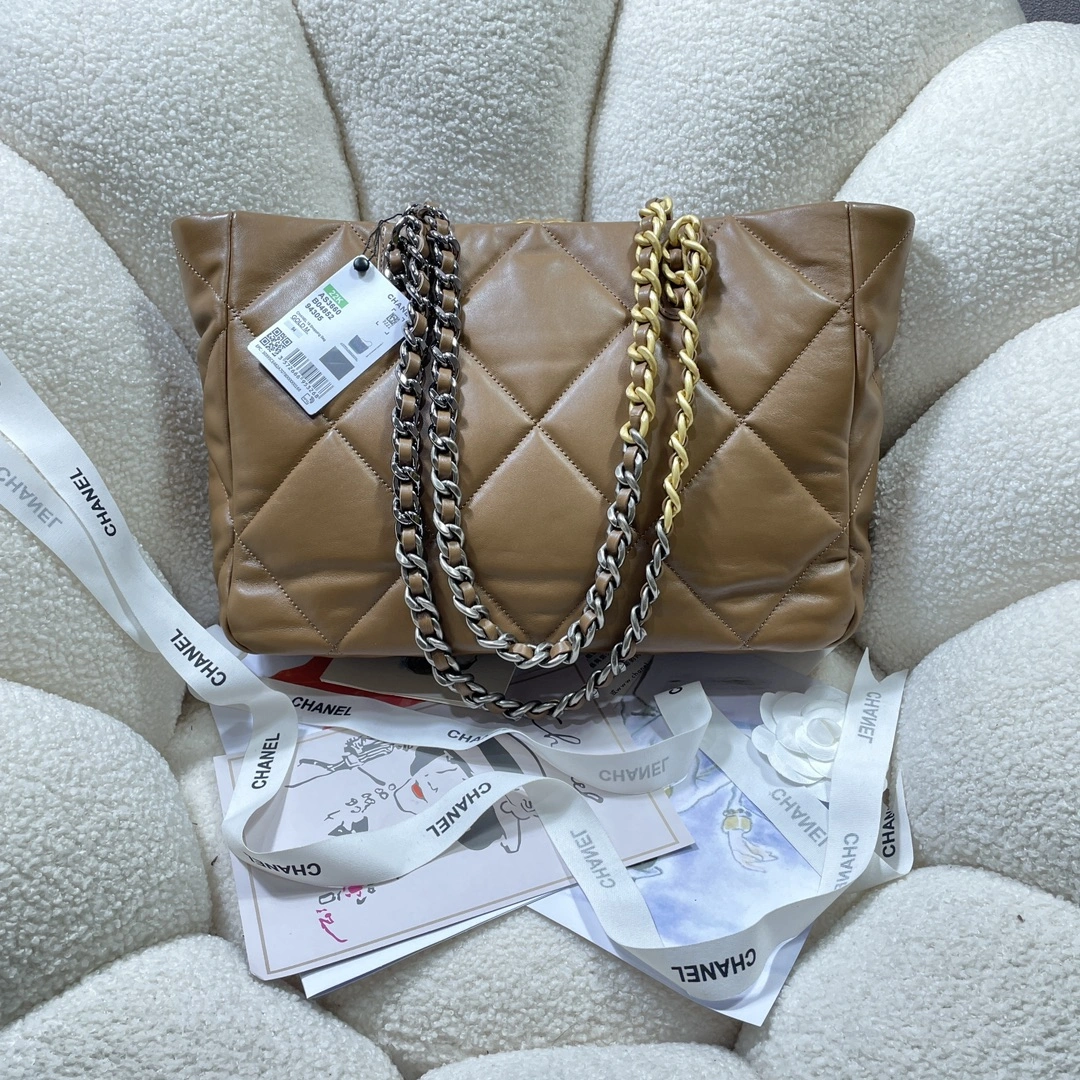 WrinkleFree C*hanel Handbag Top Quality HT 20231012-82 24*41*10 cm 8858
