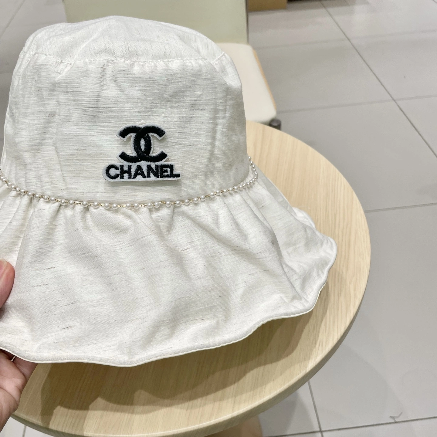 C*hanel Hats Top XX20250411- RelaxedFit 17378