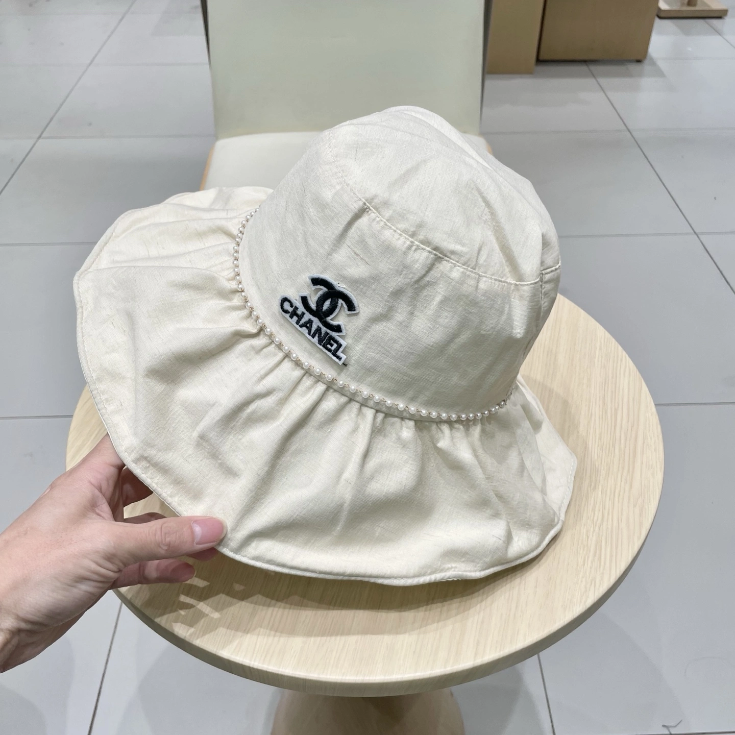 C*hanel Hats Top XX20250411- RelaxedFit 17378