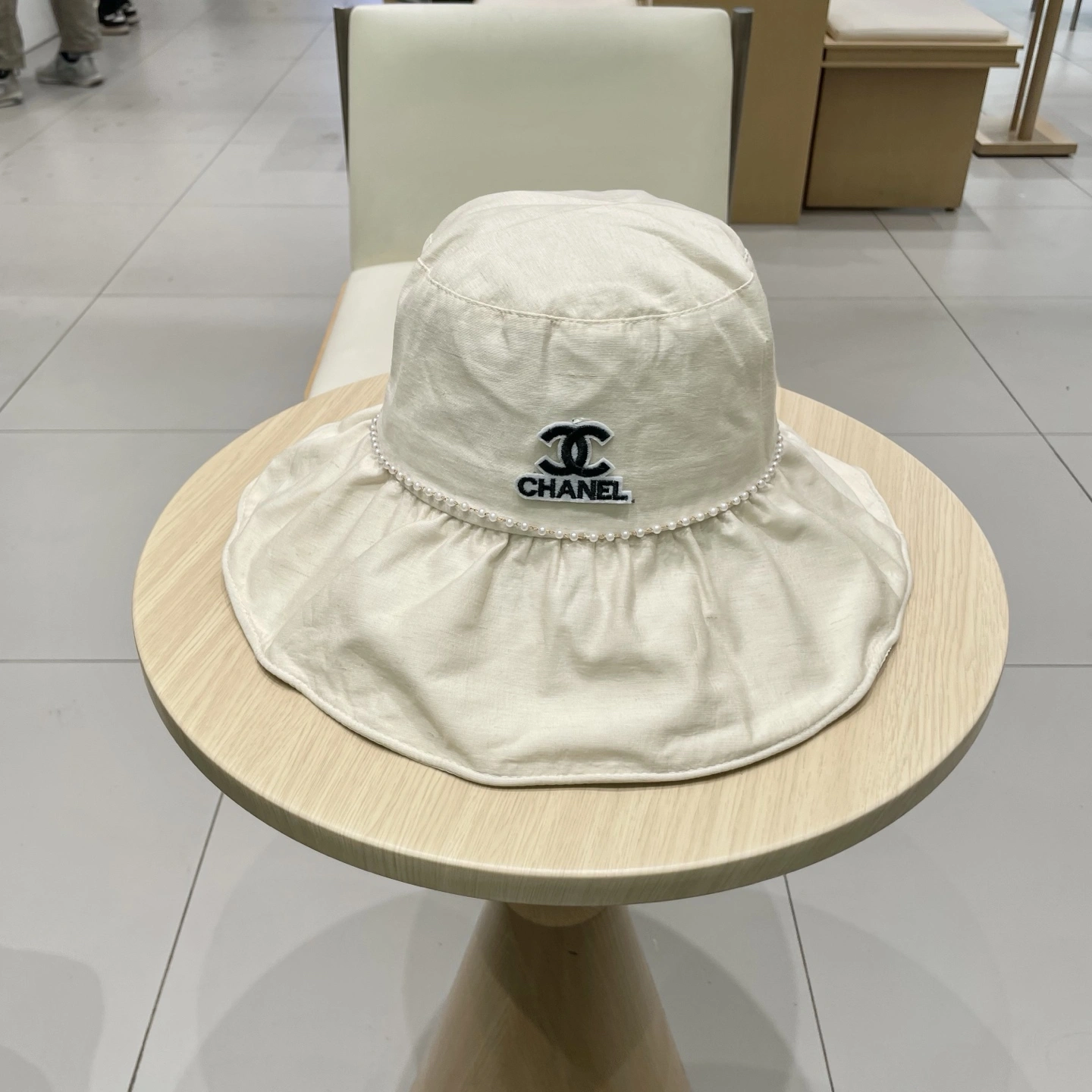 C*hanel Hats Top XX20250411- RelaxedFit 17378