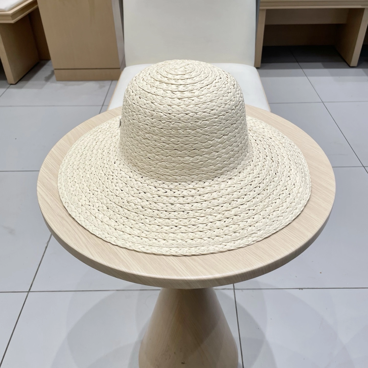 Vibrant C*hanel Hats Top XX20250413- 17285
