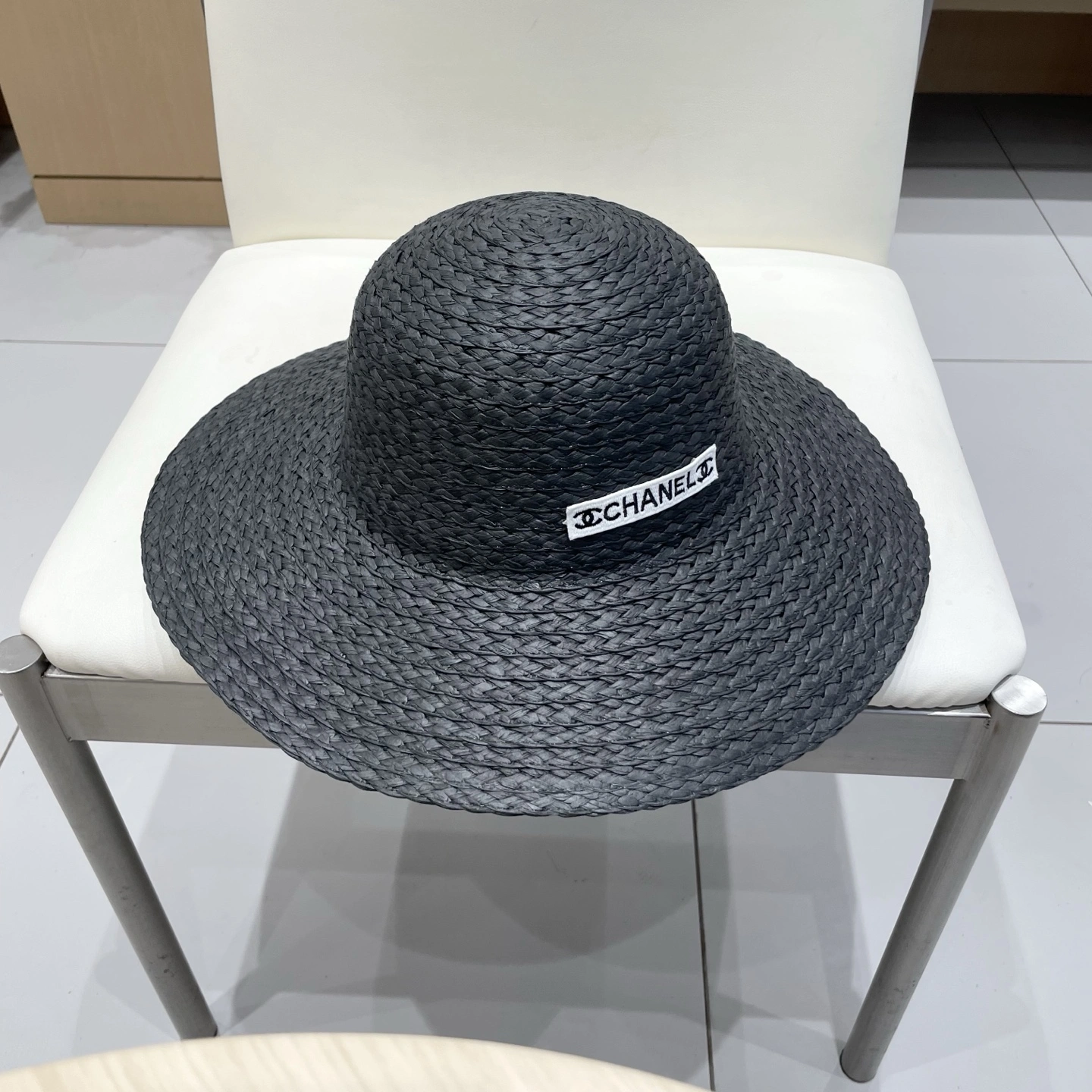 Vibrant C*hanel Hats Top XX20250413- 17285