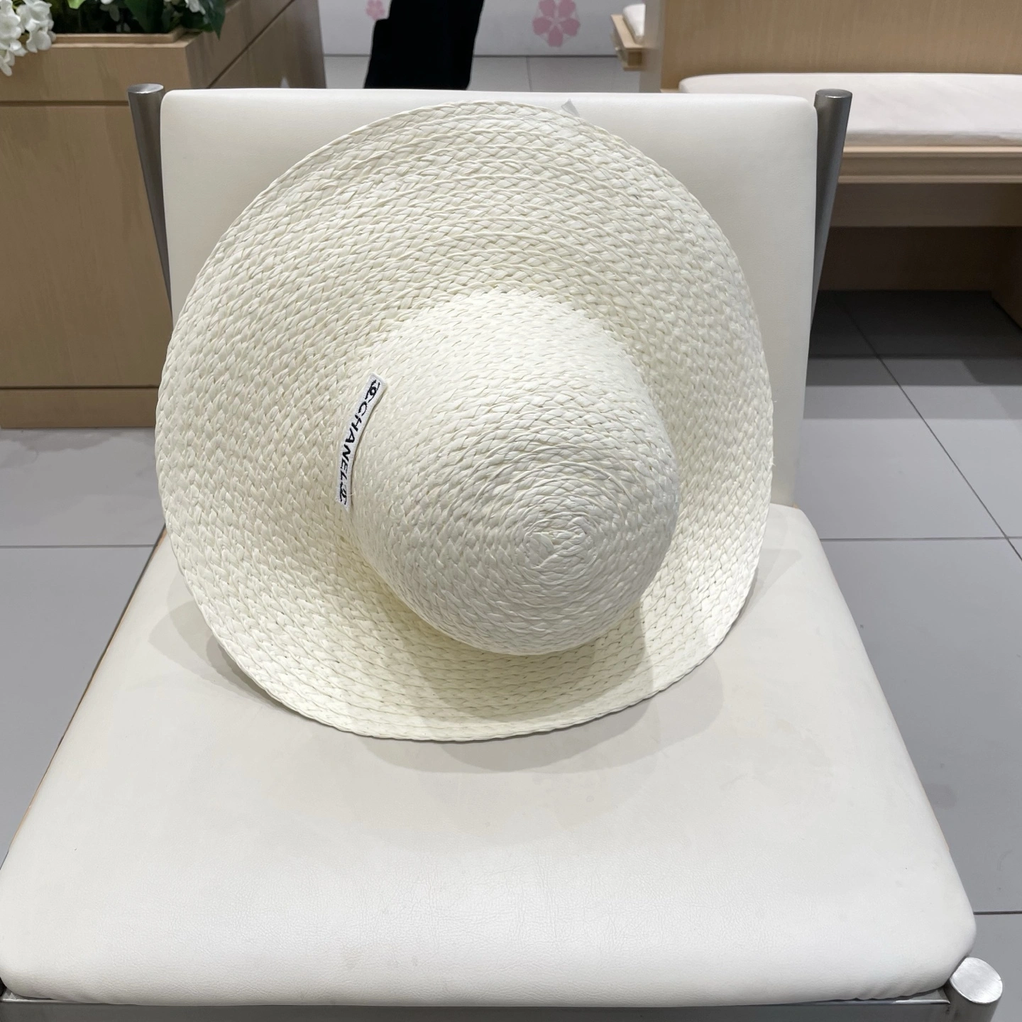 Vibrant C*hanel Hats Top XX20250413- 17285