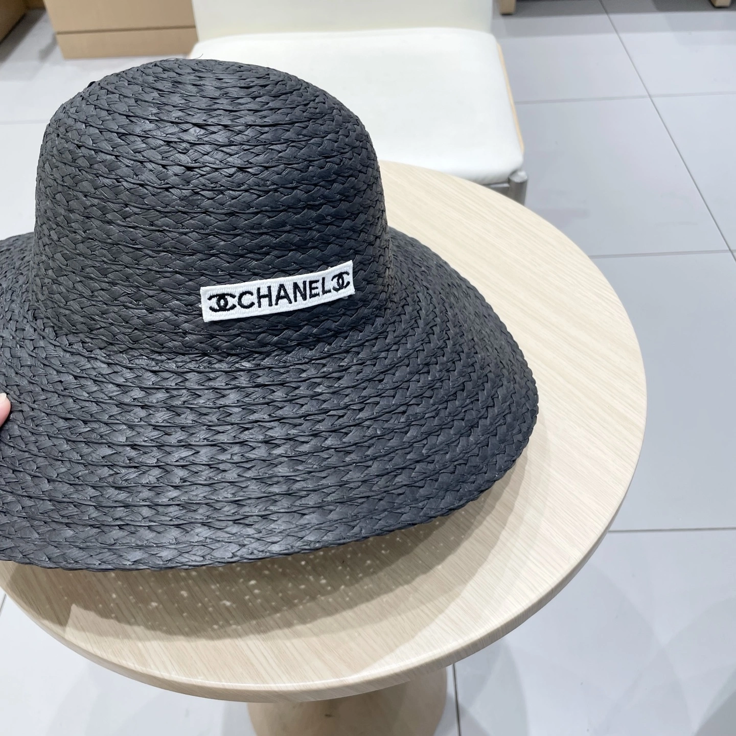 Vibrant C*hanel Hats Top XX20250413- 17285