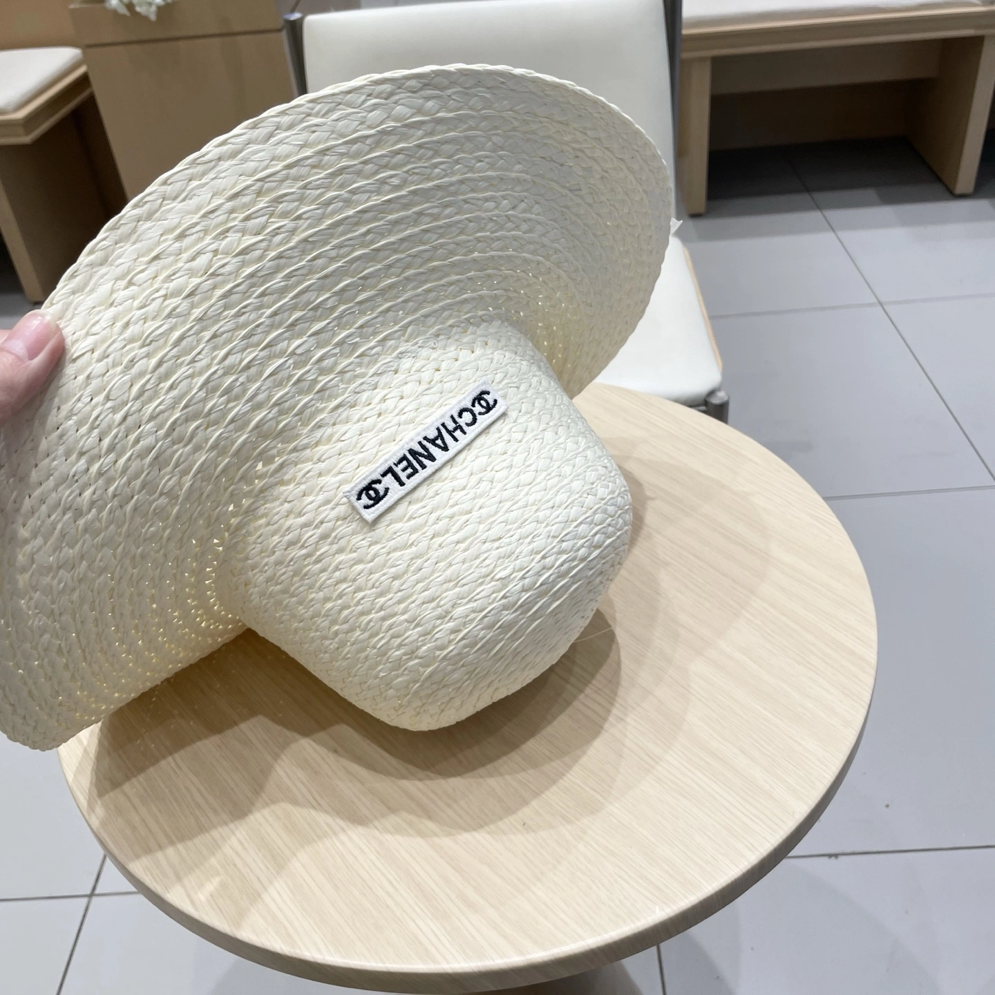 Vibrant C*hanel Hats Top XX20250413- 17285
