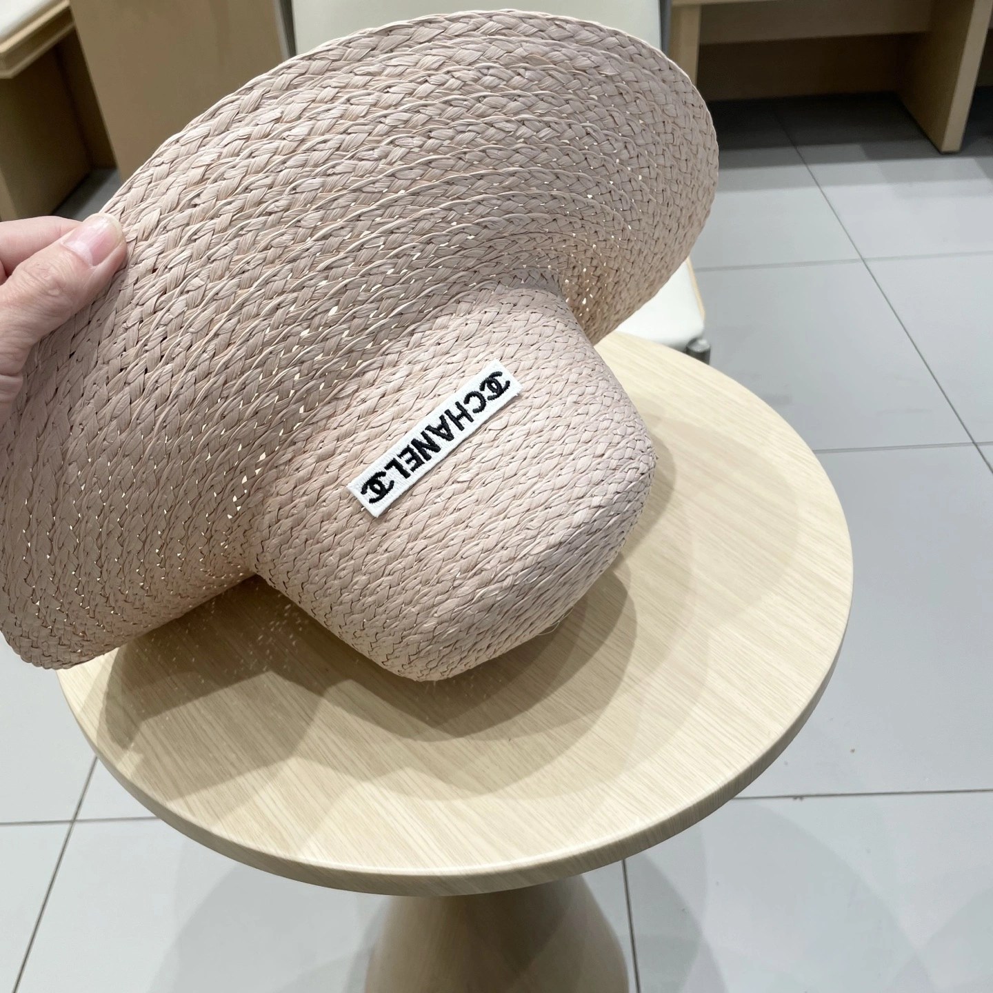 Vibrant C*hanel Hats Top XX20250413- 17285