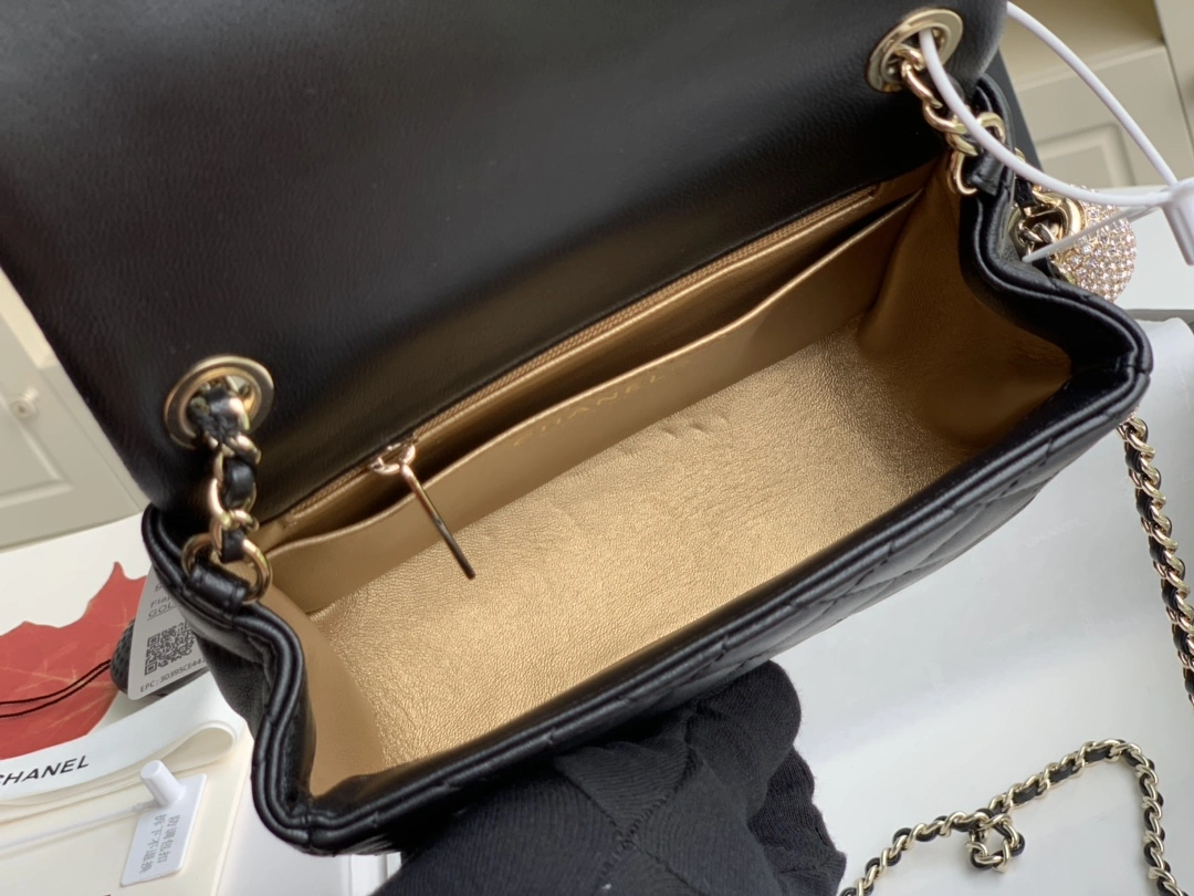 C*hanel Top Bag 18cm StreetReady 9009