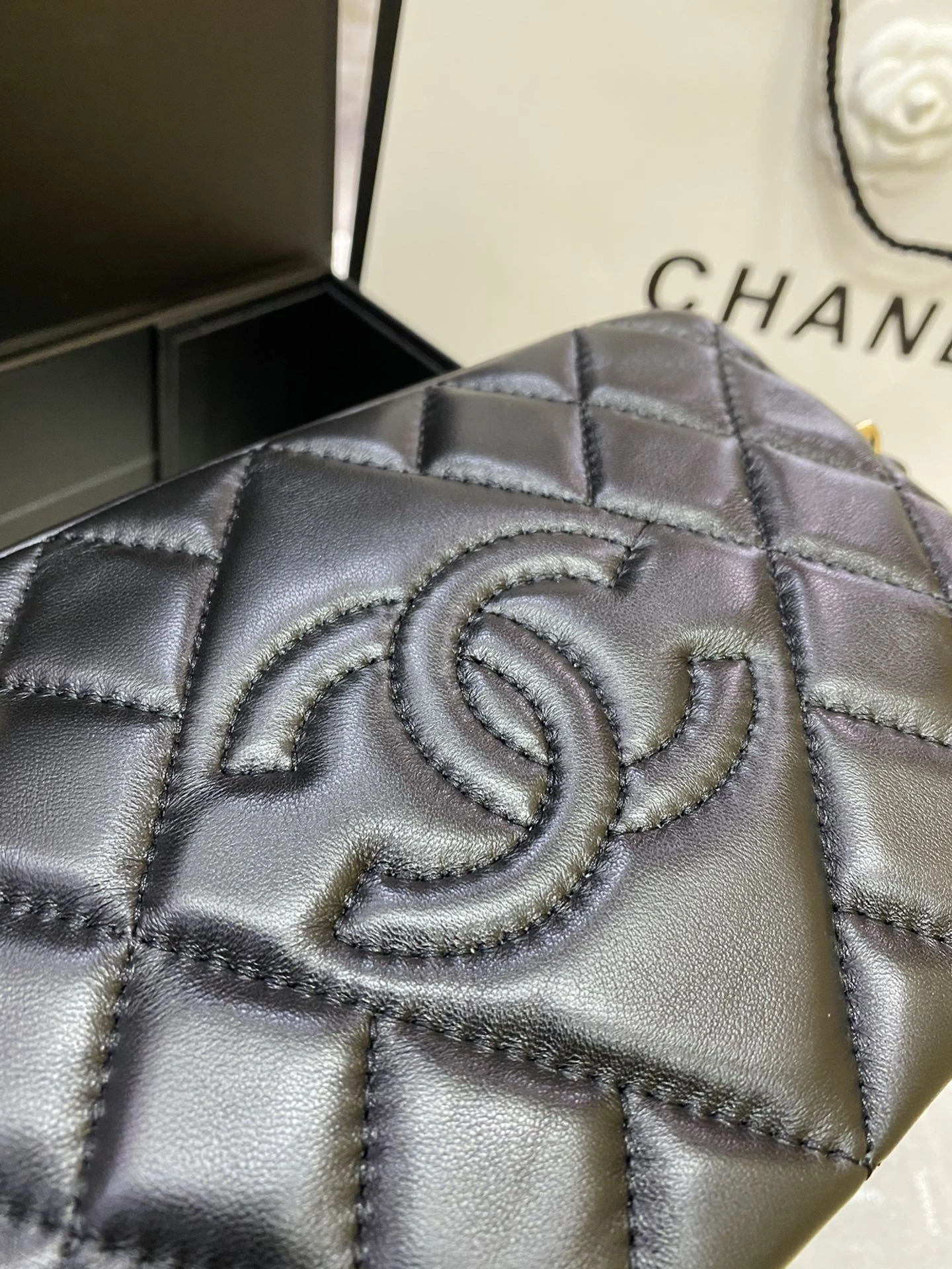 Breathable C*hanel Top Bag 21.5*14.5*6.5cm 9010