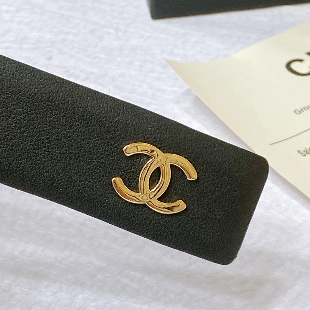 Bright C*hanel Top Belts AT 20230907- 15829