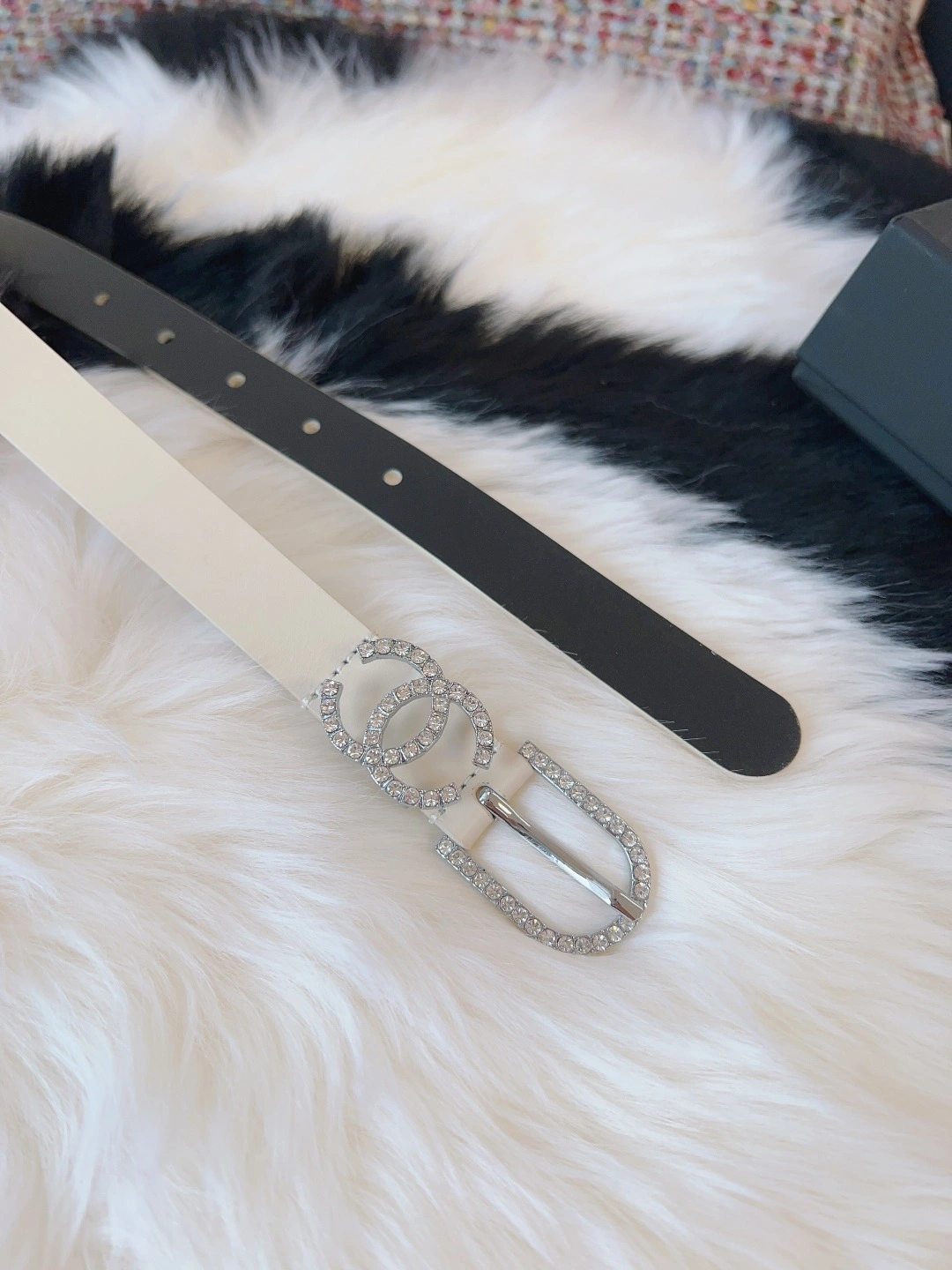 Sleek C*hanel Top Belts AT 20230907- 15830