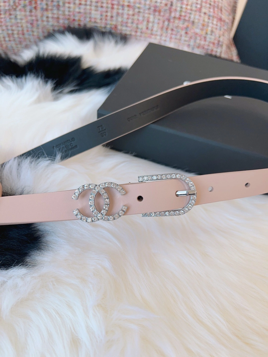 Sleek C*hanel Top Belts AT 20230907- 15830
