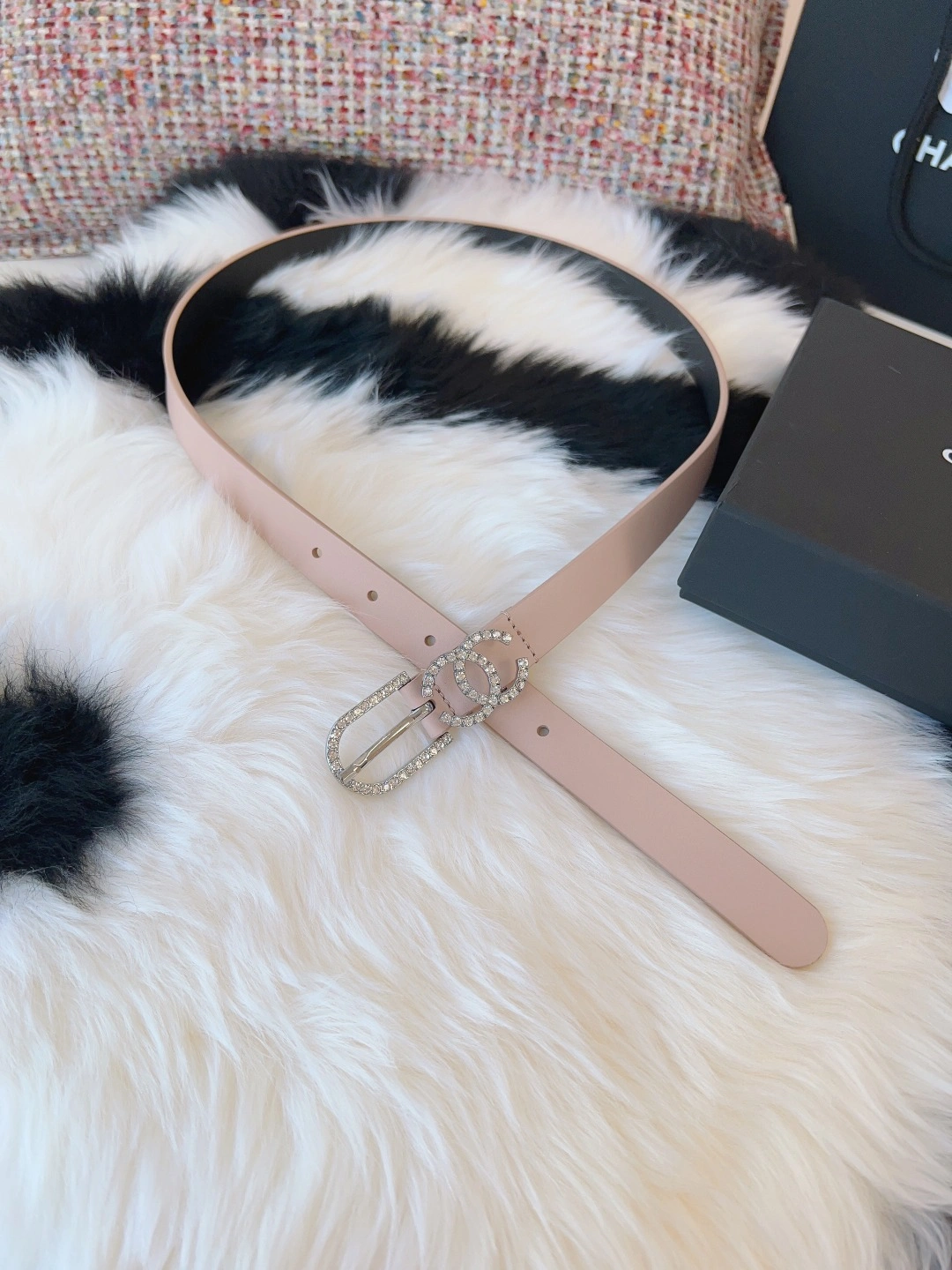 Sleek C*hanel Top Belts AT 20230907- 15830