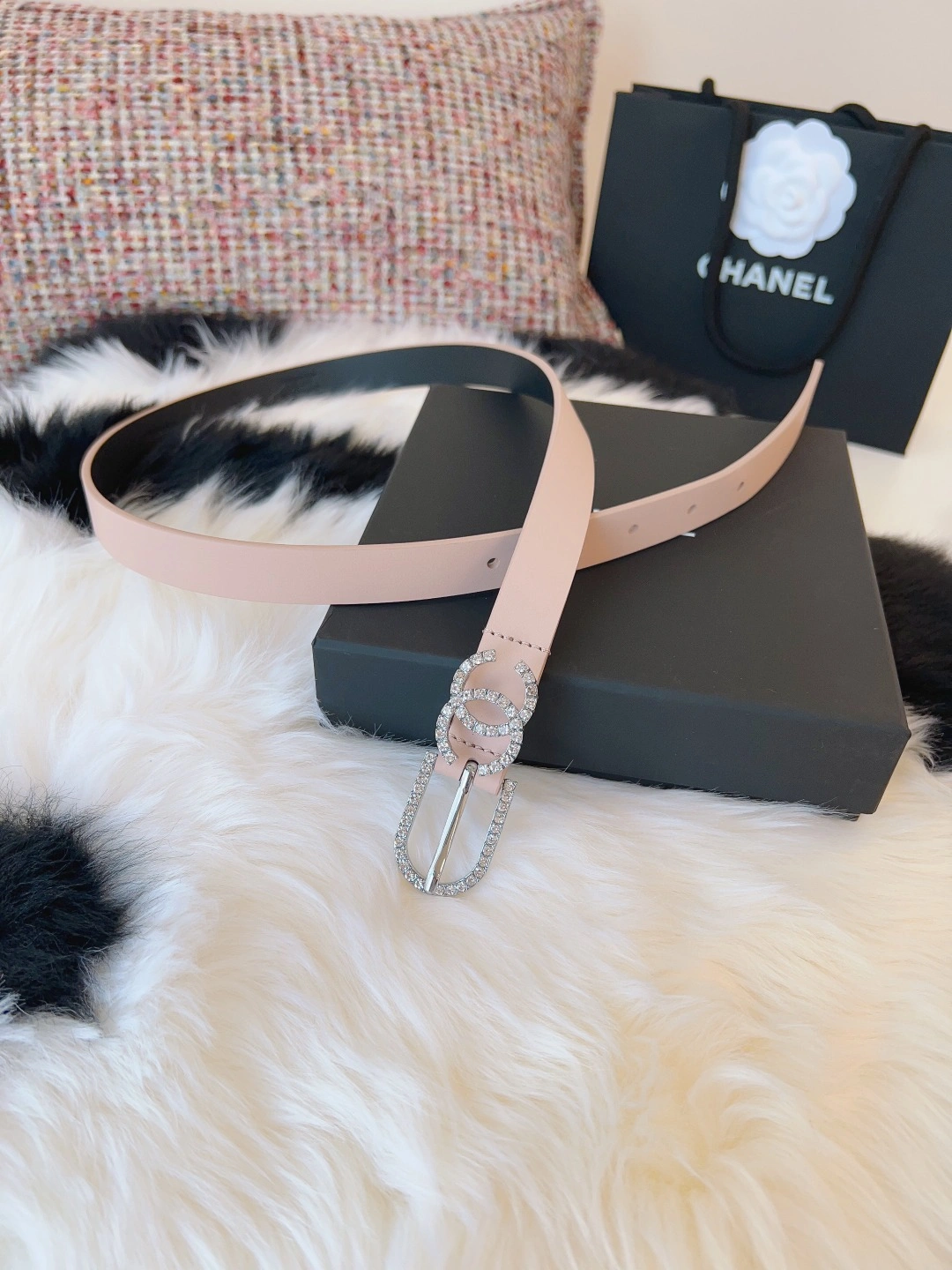 Sleek C*hanel Top Belts AT 20230907- 15830