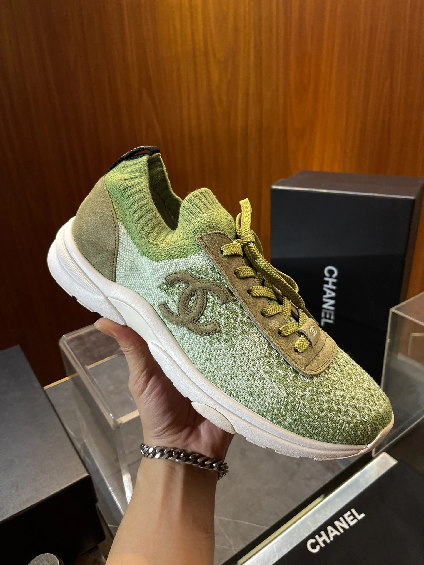 Sleek C*hanel Top Sneaker Low RR 20240813- 6686