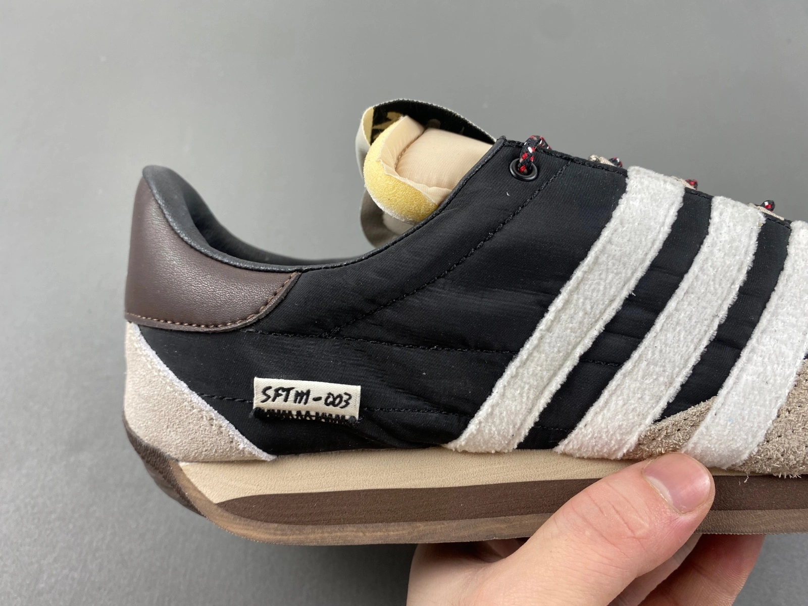 Country OG Low Song for the Mute Black Colorful 2793