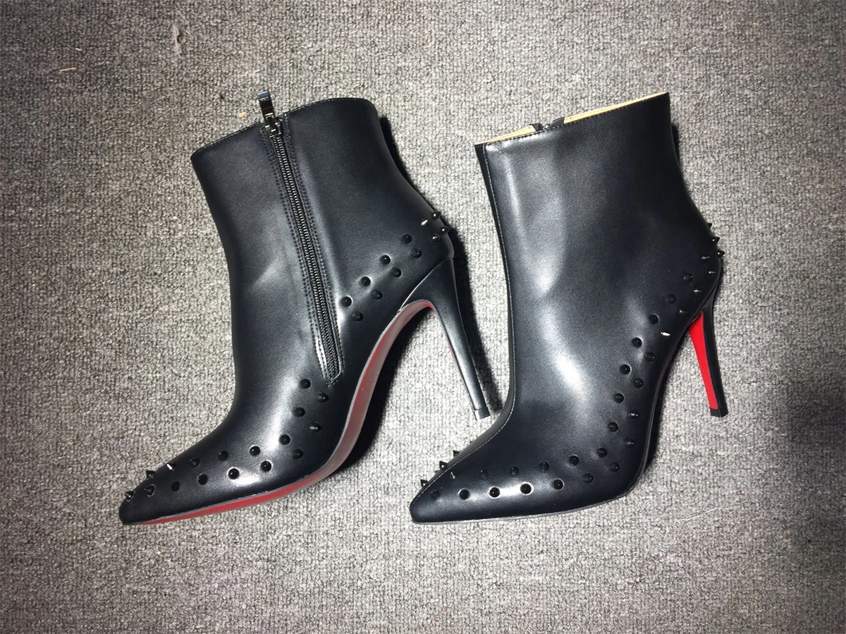 ModernLook C*ristian L*uboutin Boot 5298