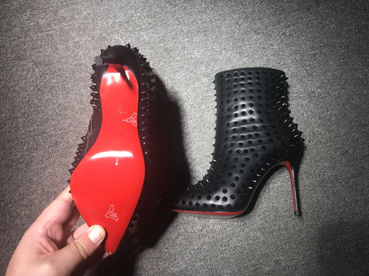 Modern C*ristian L*uboutin Boot 5294