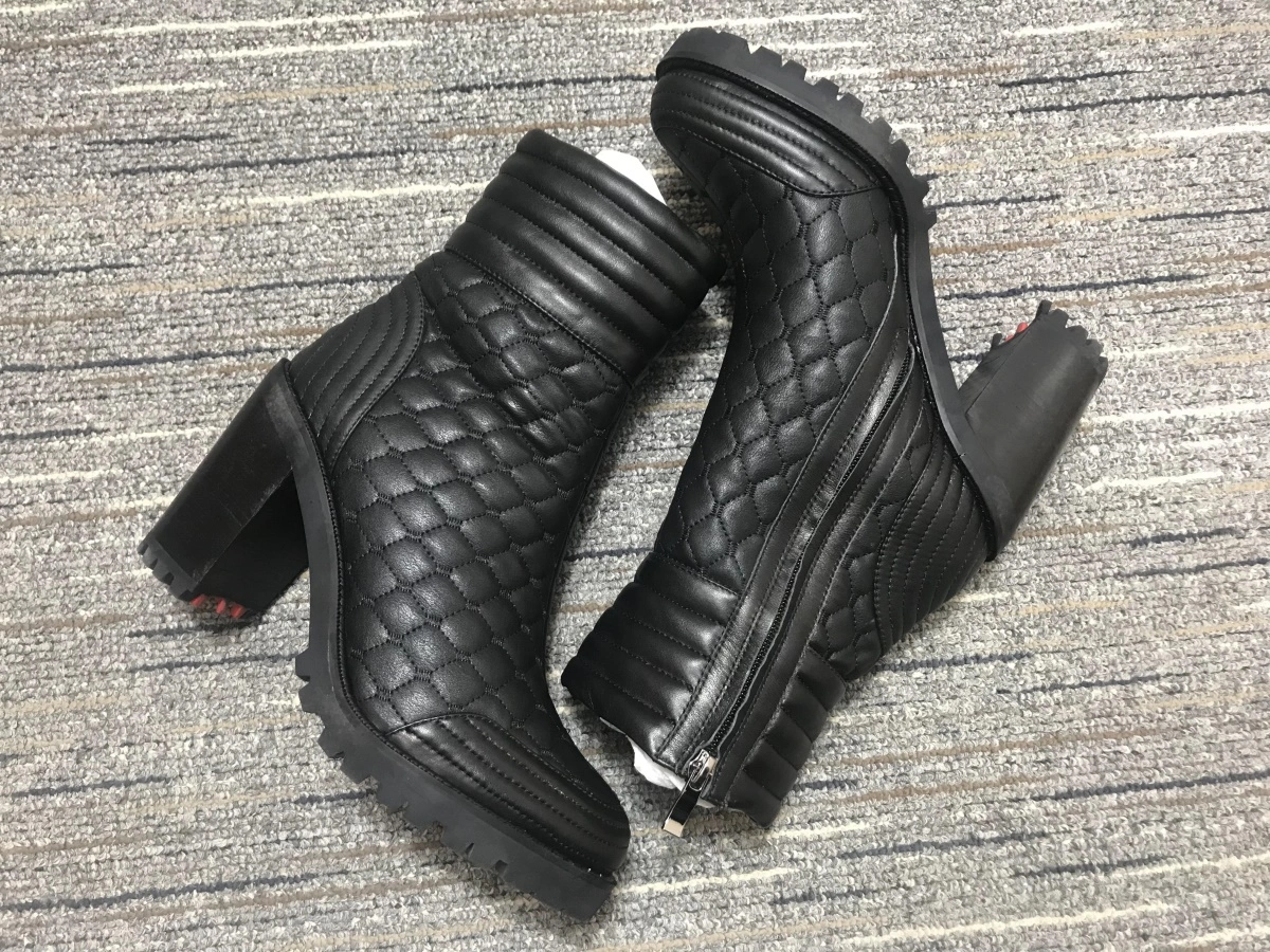 C*ristian L*uboutin Boot Durable 5306