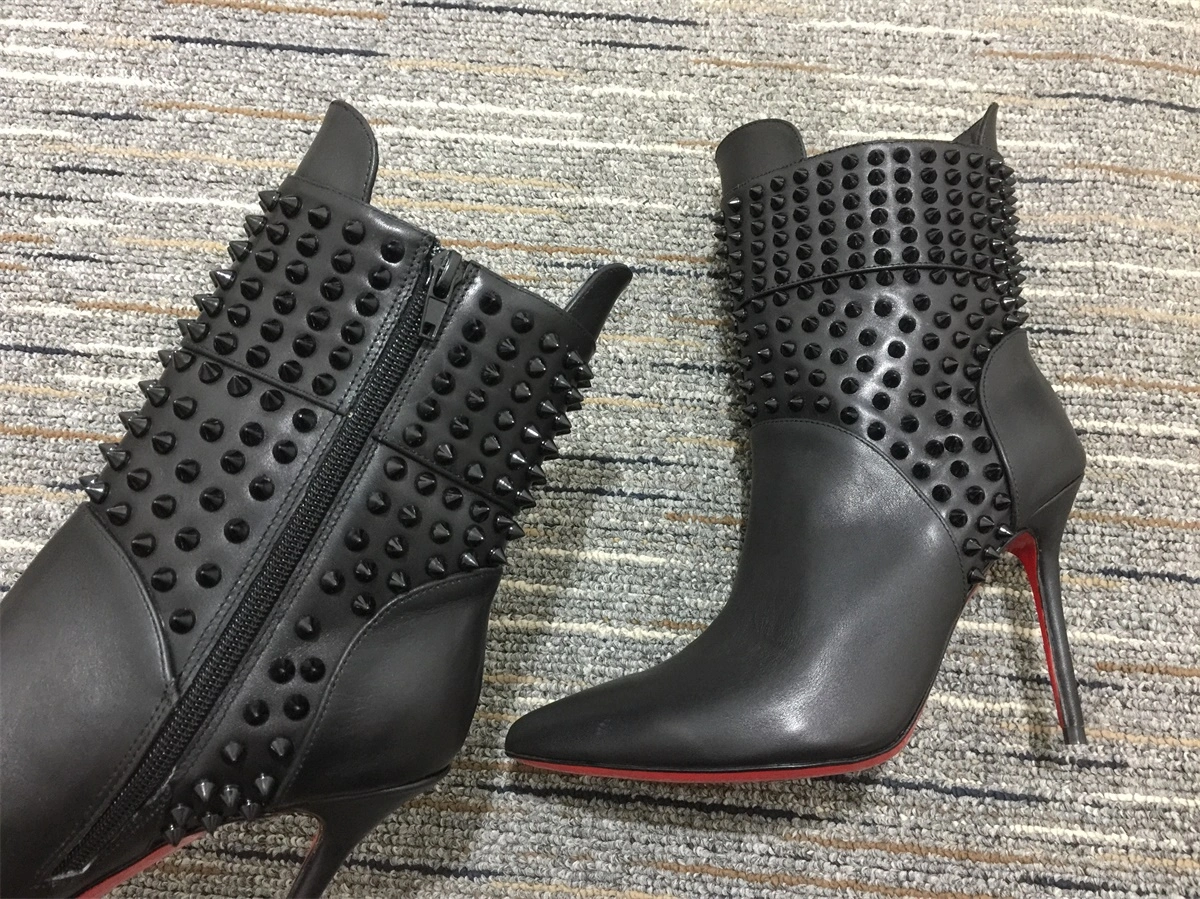 Breathable C*ristian L*uboutin Boot 5318