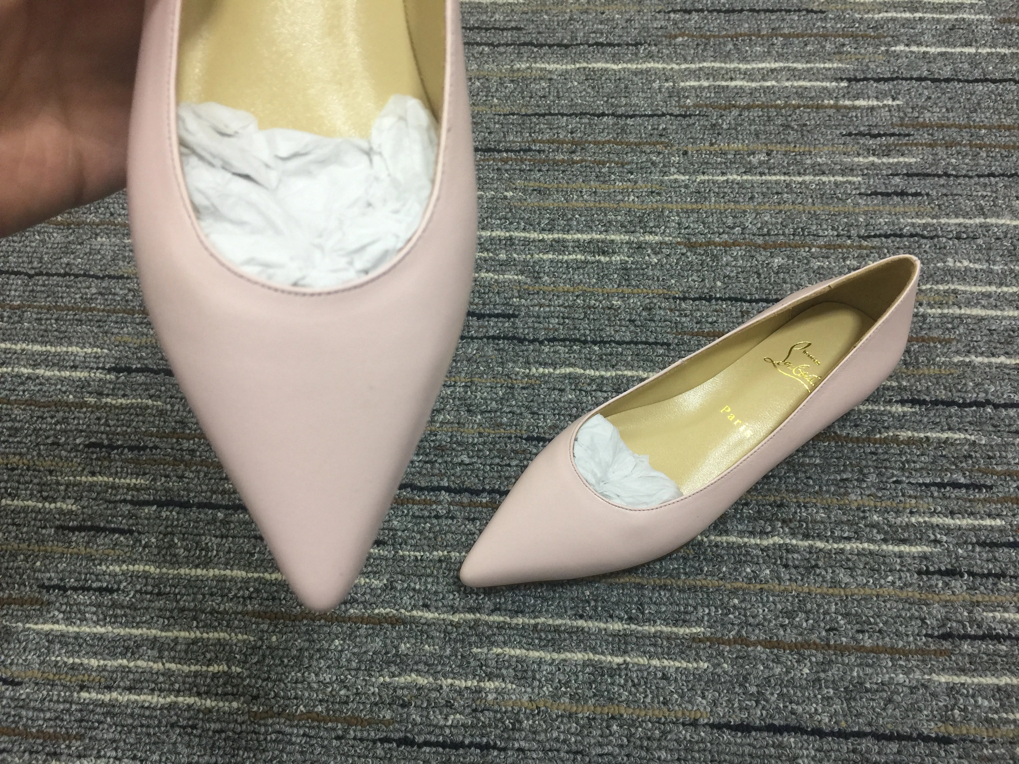 C*ristian L*uboutin Flat UrbanChic 5329