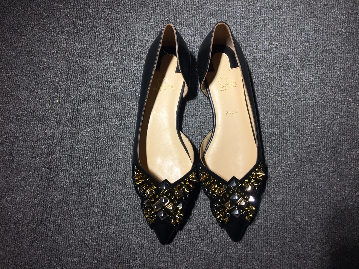 FreshLook C*ristian L*uboutin Flat 5327