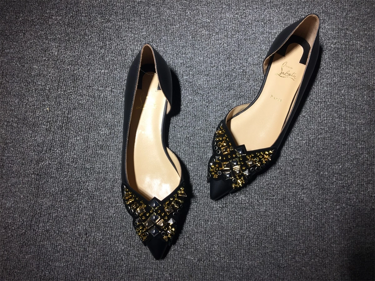 FreshLook C*ristian L*uboutin Flat 5327