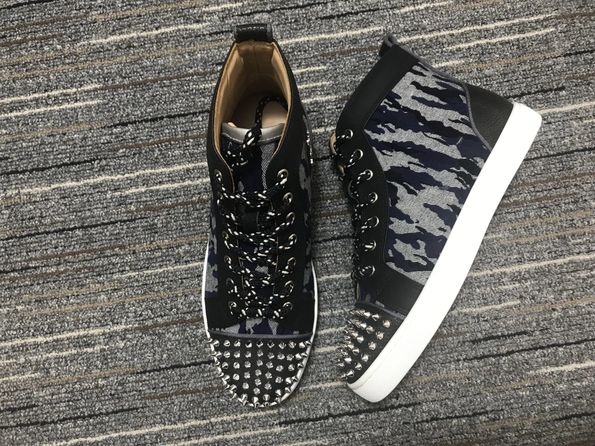 C*ristian L*uboutin Lou Spikes Sneaker Premium 5244
