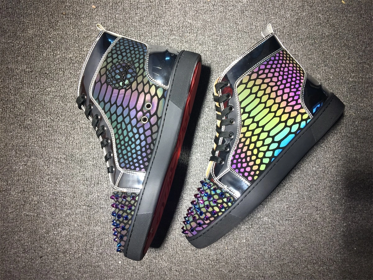 C*ristian L*uboutin Lou Spikes Sneaker Chic 5238
