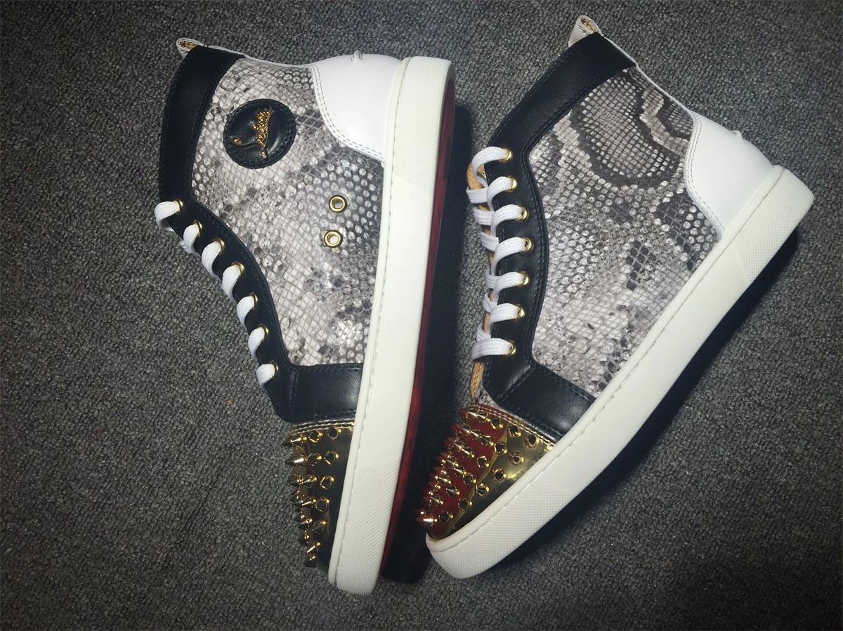 C*ristian L*uboutin Lou Spikes Sneaker Chic 5238