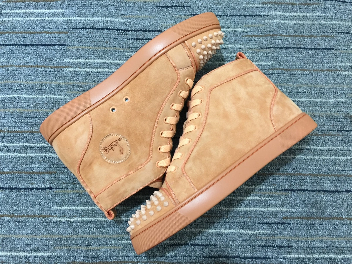 C*ristian L*uboutin Lou Spikes Sneaker Effortless 5246