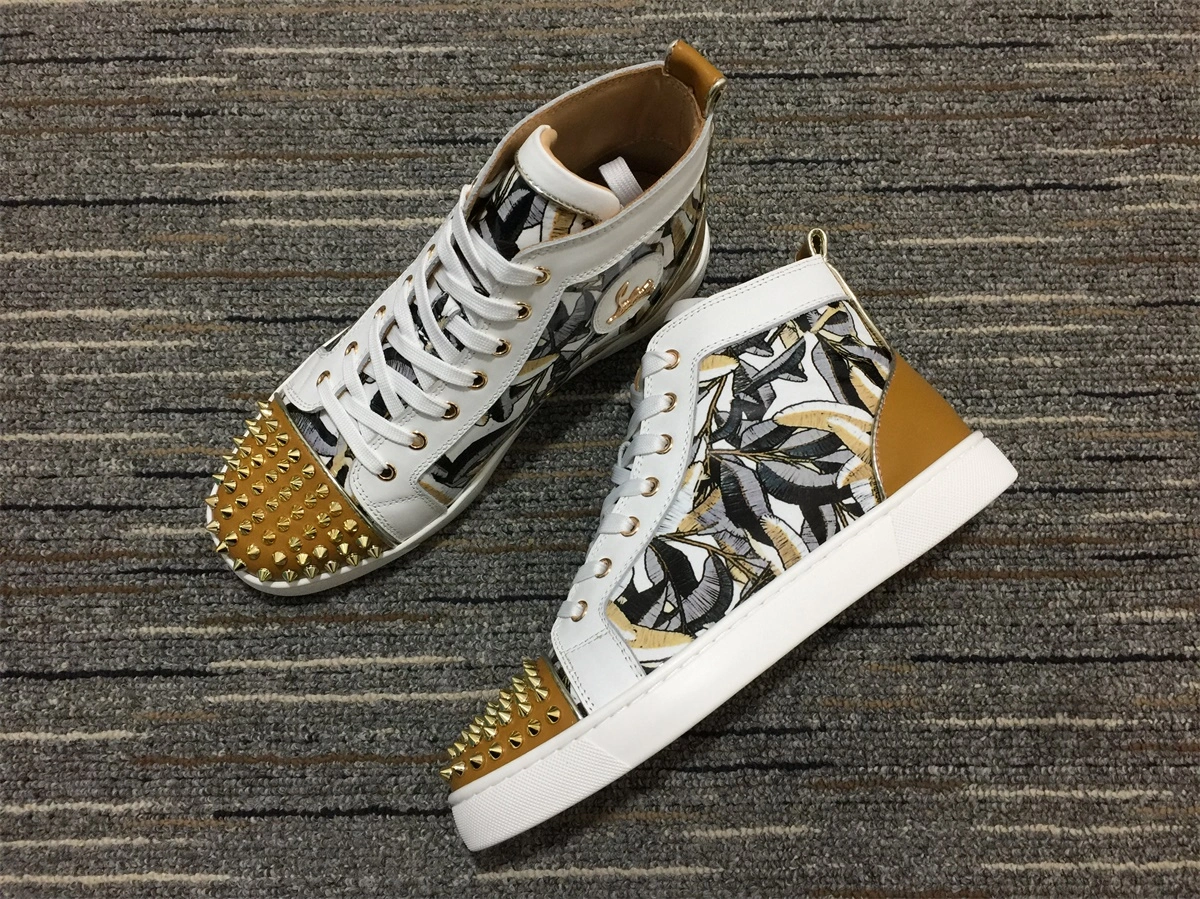 C*ristian L*uboutin Lou Spikes Sneaker Bright 5247