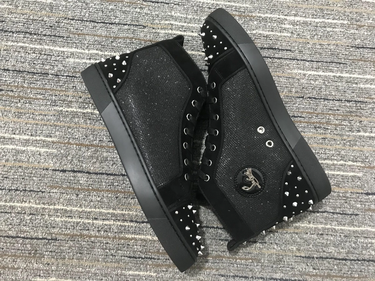 EasyMatch C*ristian L*uboutin Lou Spikes Sneaker 5245