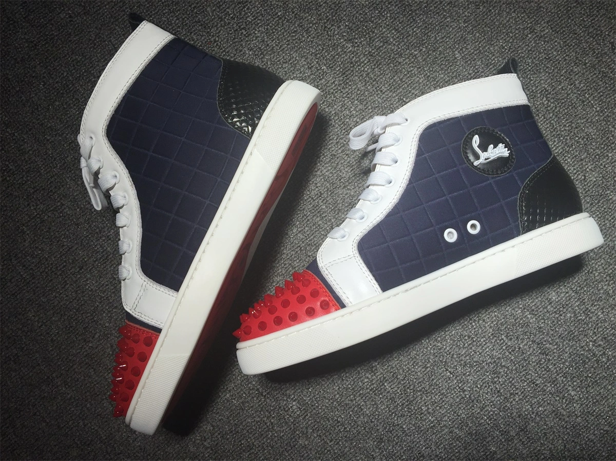 C*ristian L*uboutin Lou Spikes Sneaker UrbanChic 5243
