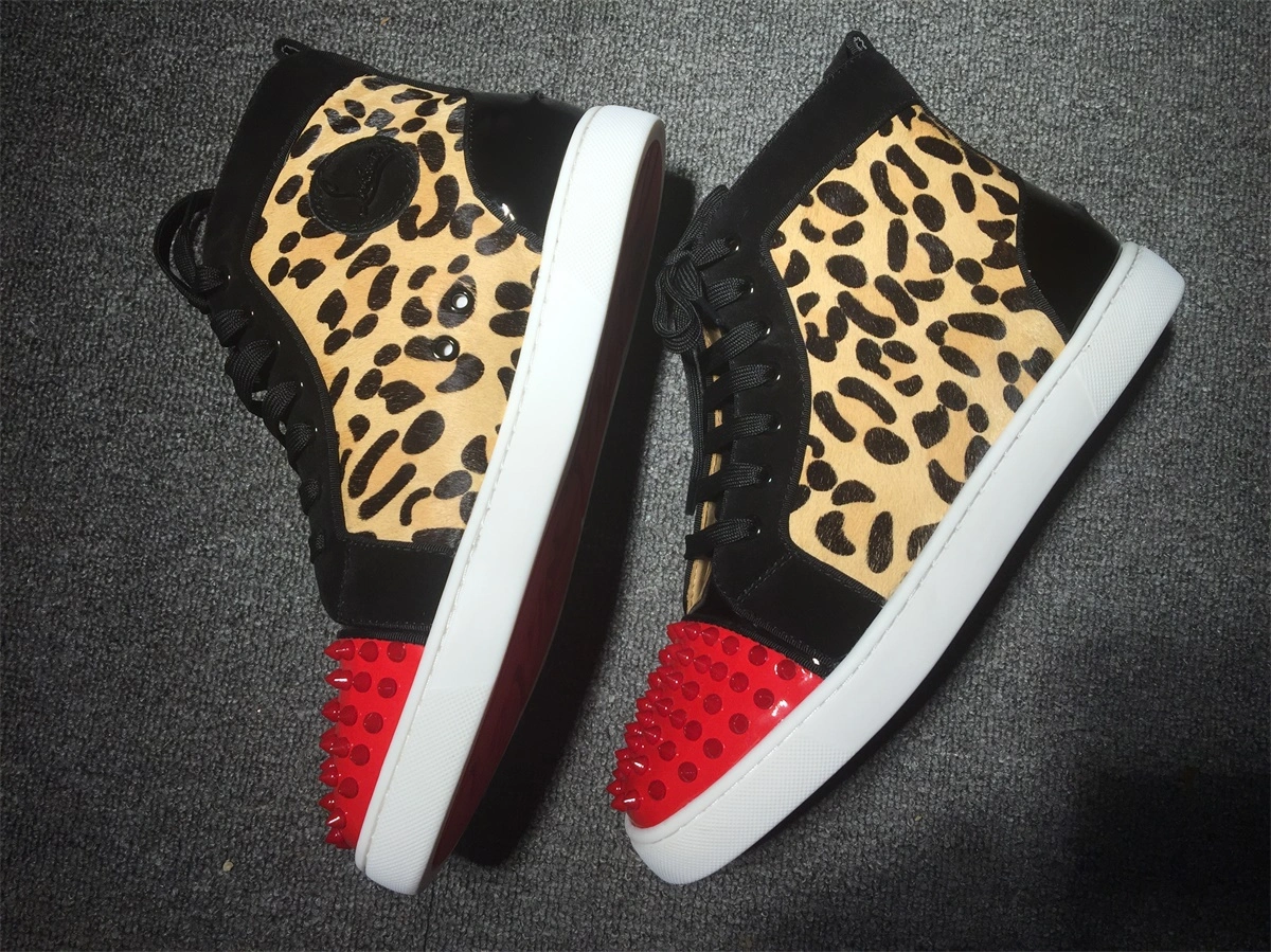 C*ristian L*uboutin Lou Spikes Sneaker Bold 5239