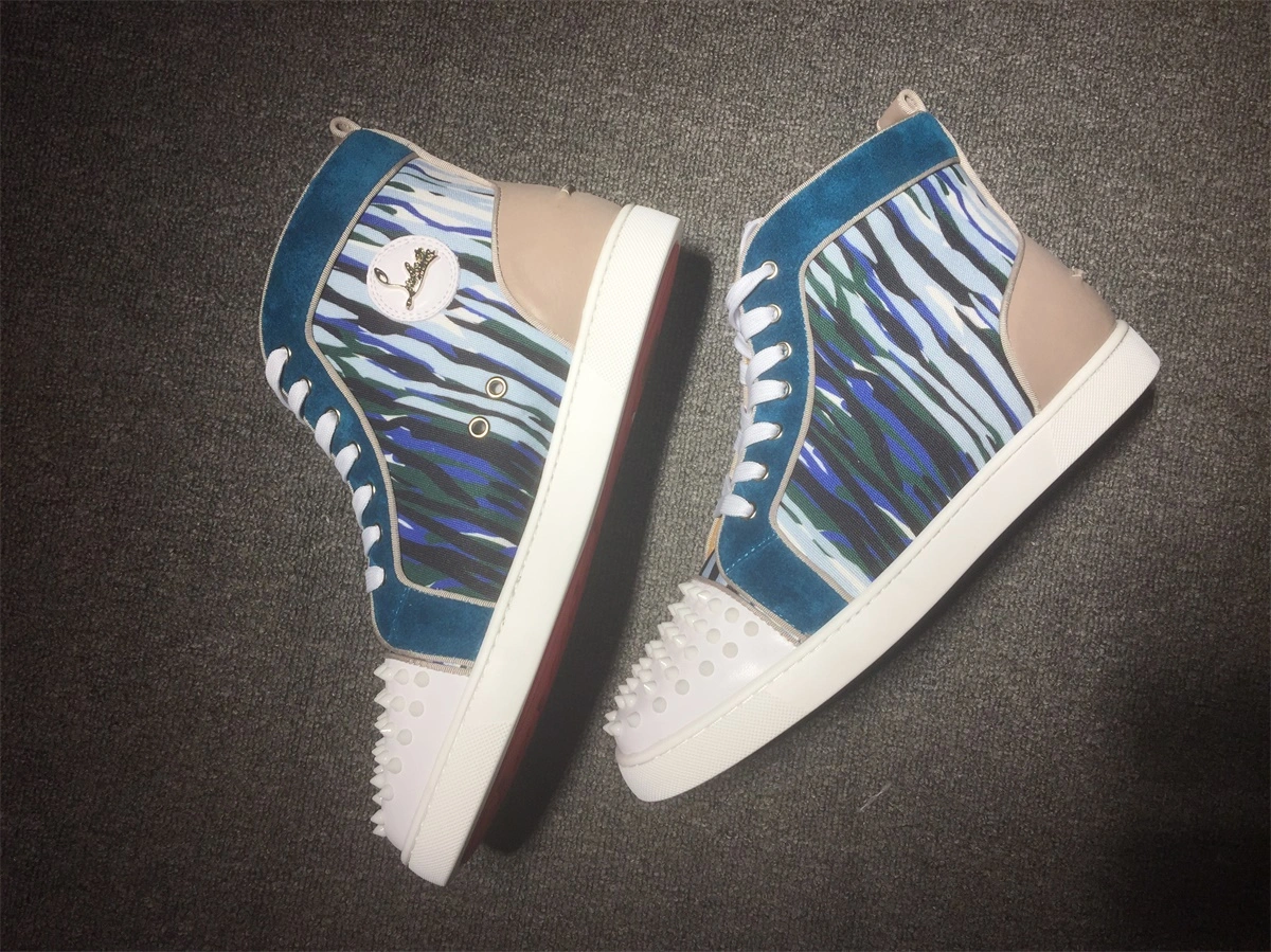 C*ristian L*uboutin Lou Spikes Sneaker Bold 5239
