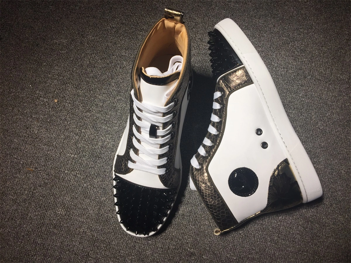 C*ristian L*uboutin Lou Spikes Sneaker Chic 5238