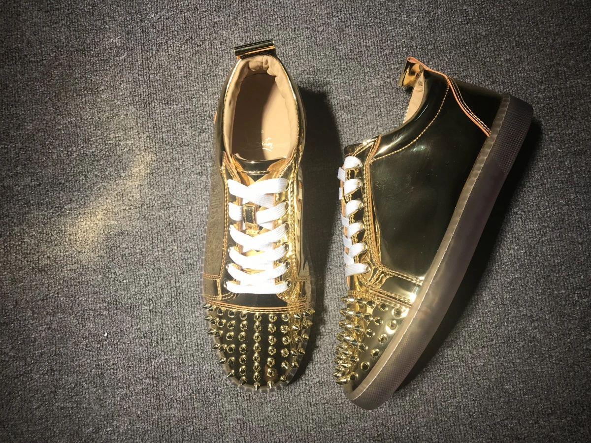 C*ristian L*uboutin Low Neat 5260