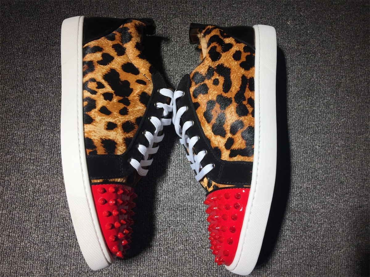 C*ristian L*uboutin Low Neat 5260