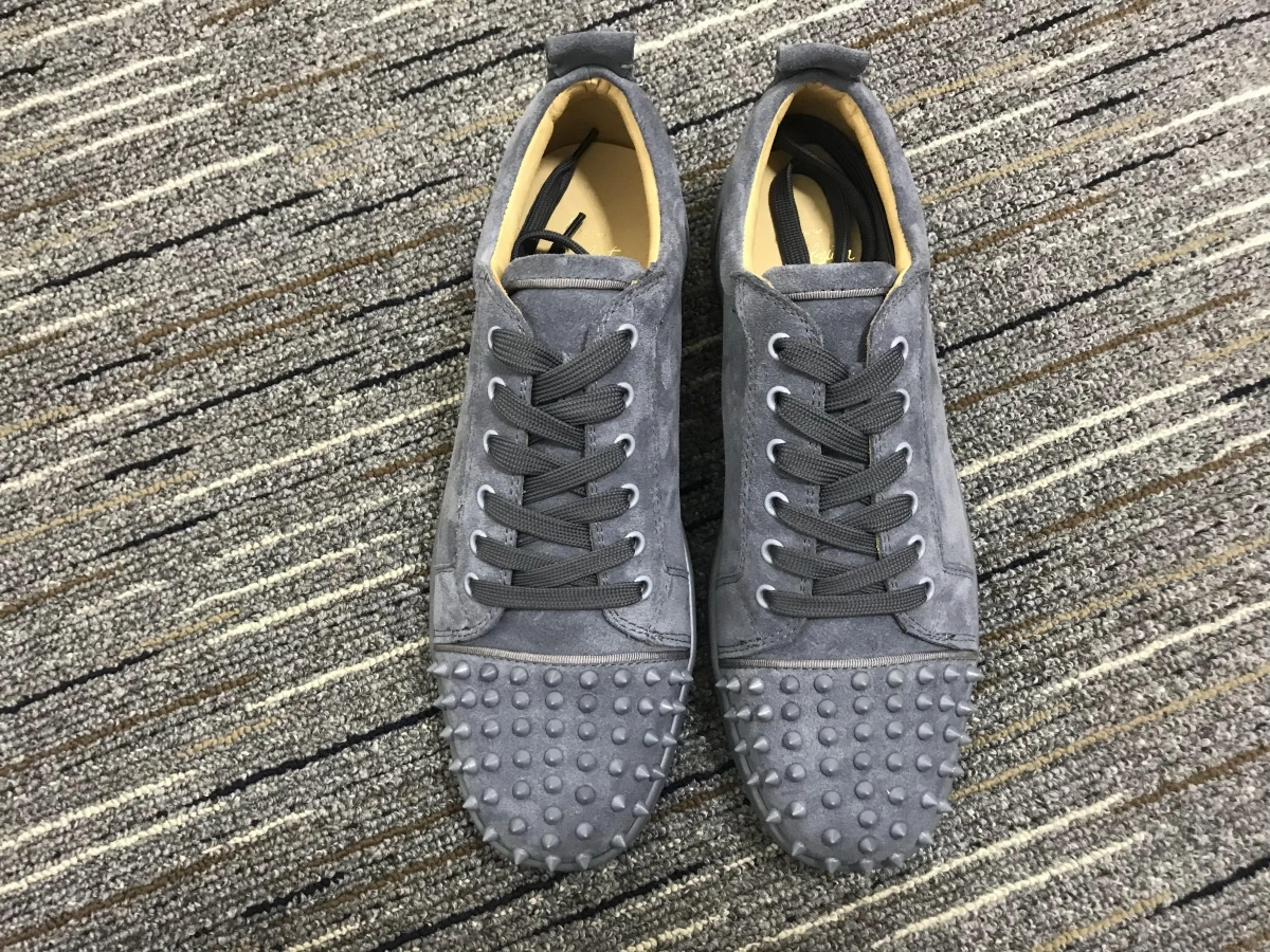 C*ristian L*uboutin Low Timeless 5252