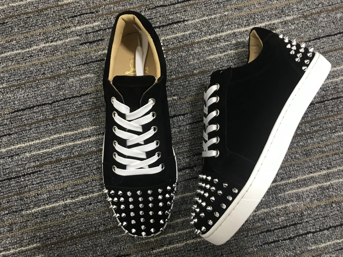 C*ristian L*uboutin Low Timeless 5252