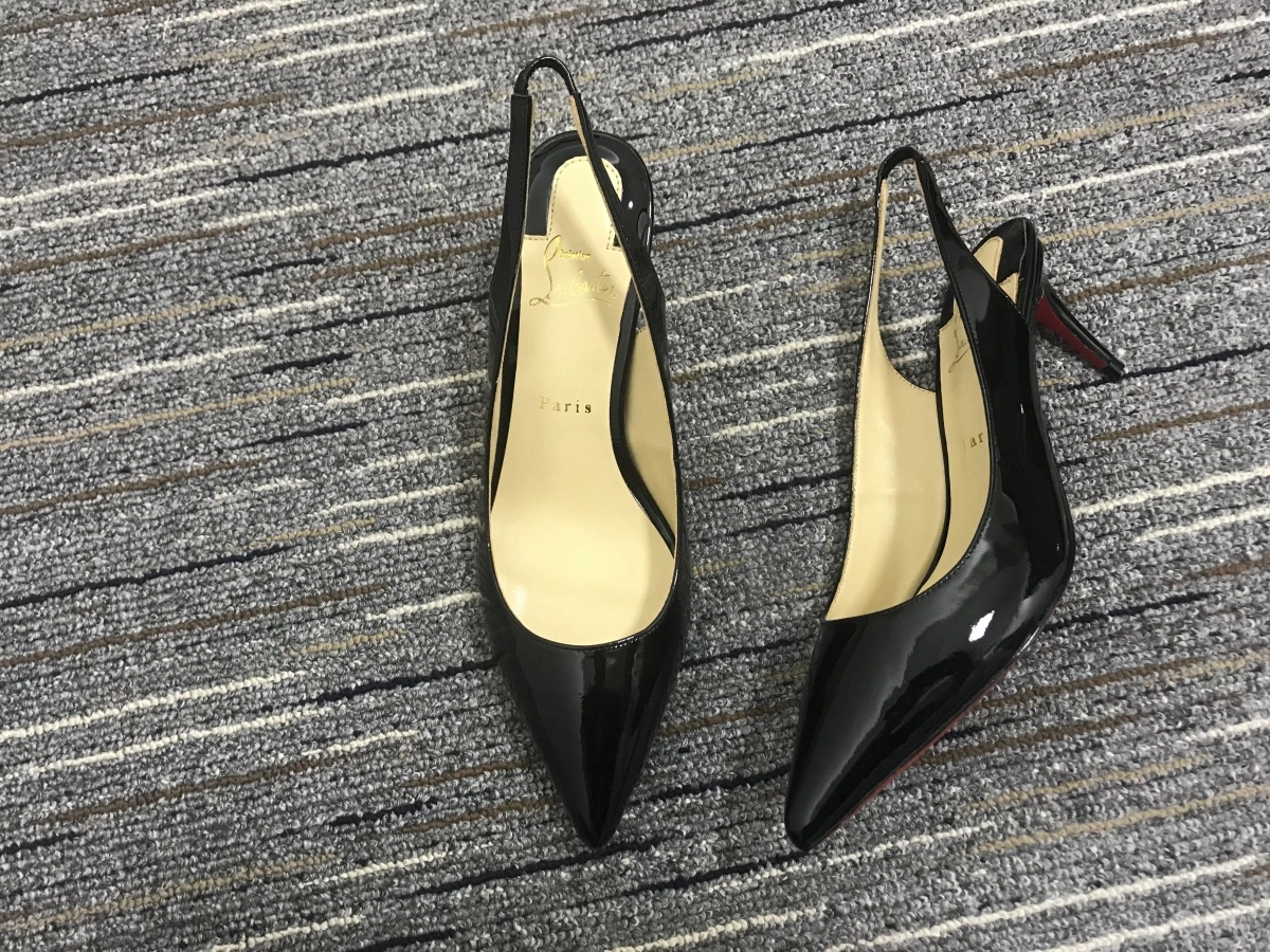 C*ristian L*uboutin Pump High Heels Flexible 5335
