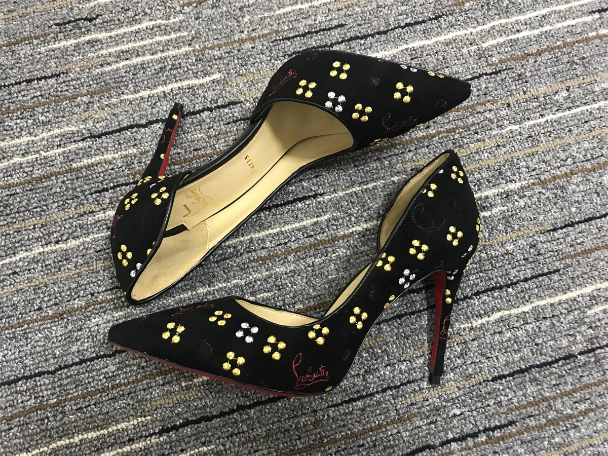 Snug C*ristian L*uboutin Pump High Heels 5328