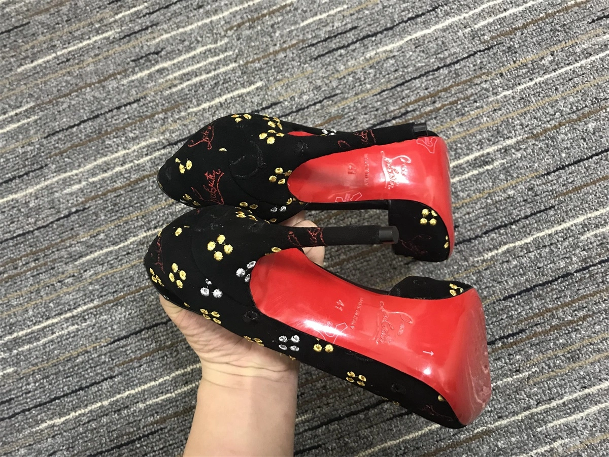 Snug C*ristian L*uboutin Pump High Heels 5328